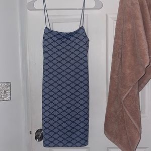 Comfy, lightweight, tight, cute dress!